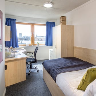 Bronze Plus En Suite - Image 1